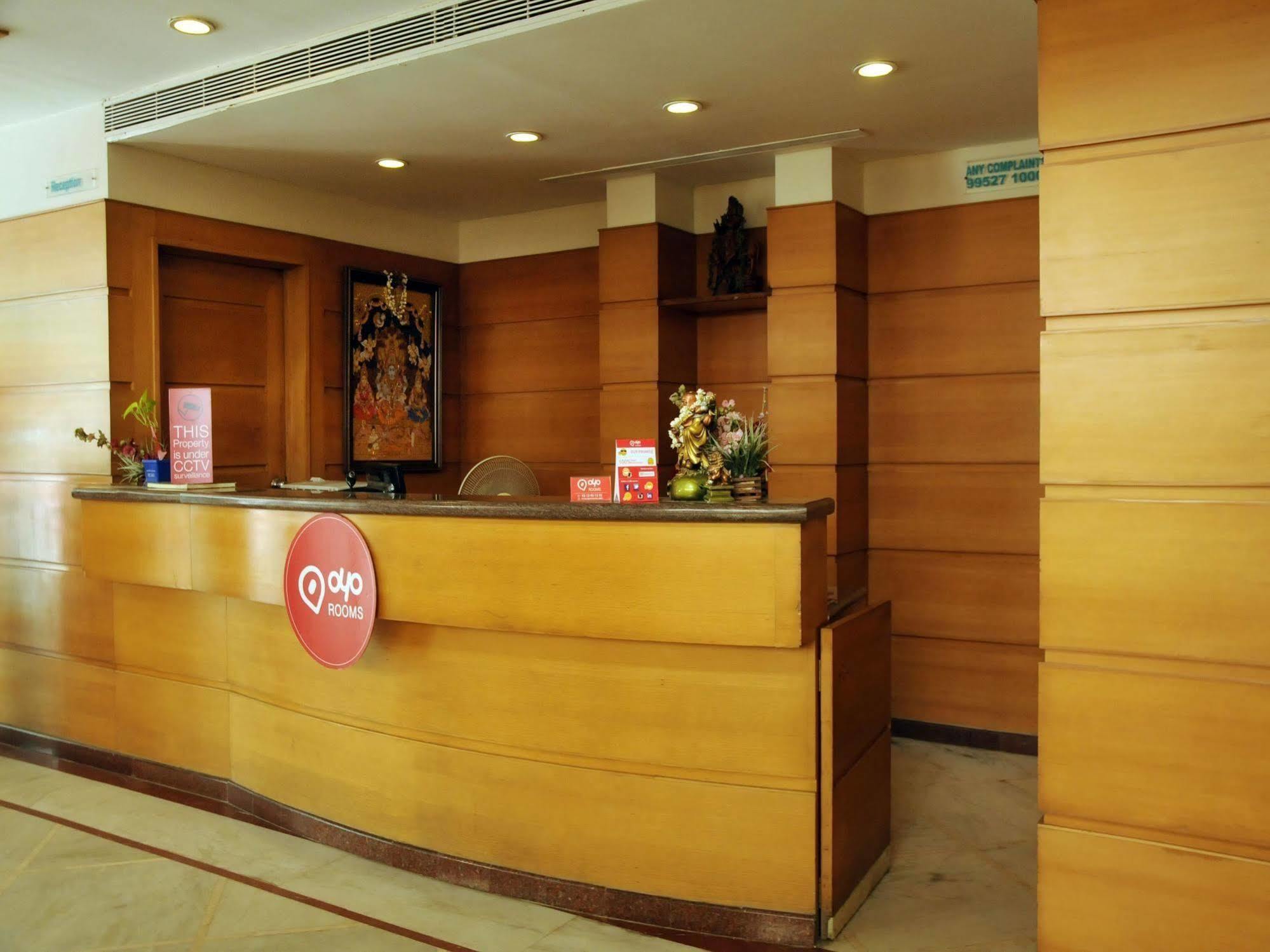 Super Capital O Grand Plaza Hotel Coimbatore Buitenkant foto